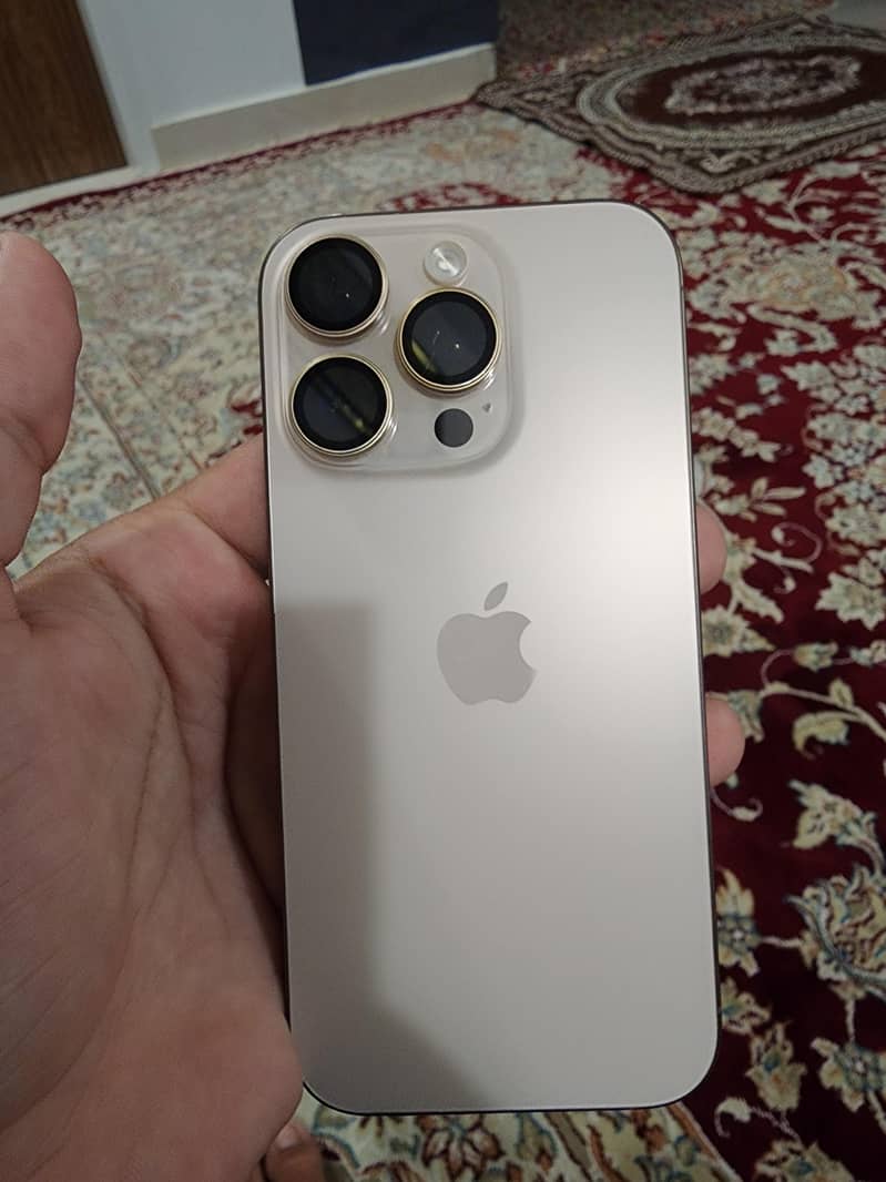 Iphone 16 pro 0