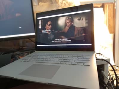 Microsoft Surface Book 2 - Like new, not used much