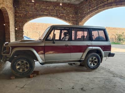 MITSUBISHI PAJERO 4X4 1989