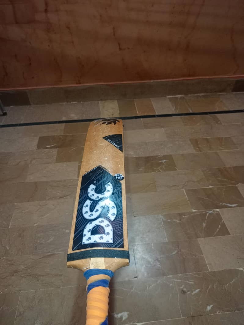 criket bat 2