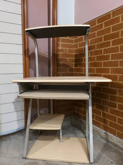 Seprate workstation for homework