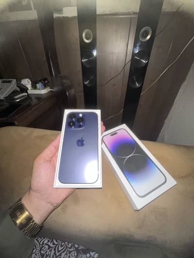 14 Pro 256 Gb Pta Approved Dual sim Lla Model Water pack