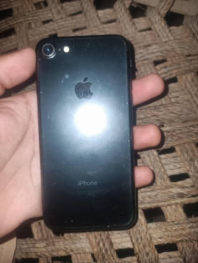 I Phone 7 PTA Approved 128 Gb Memory