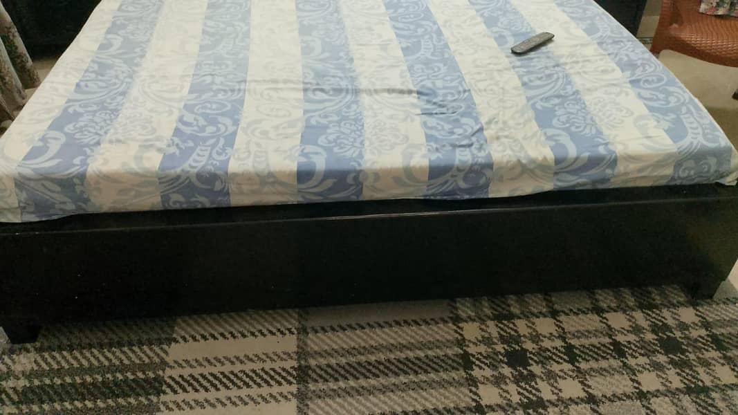 bed /  dressing  / lamp 1