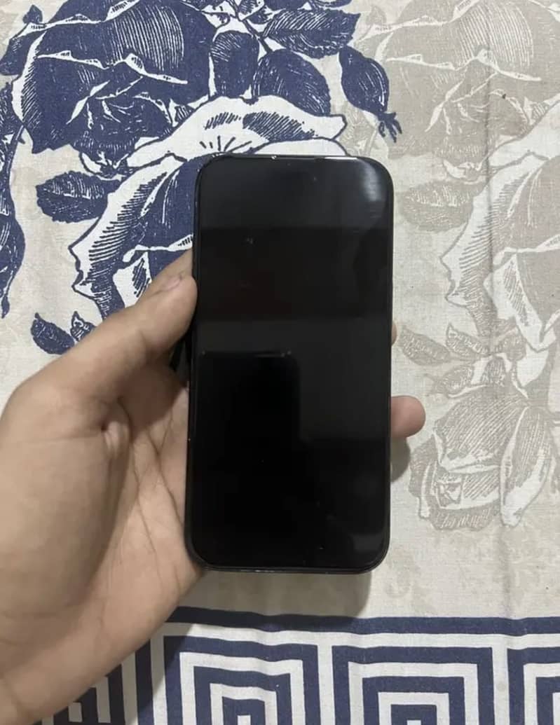 iPhone 15 1