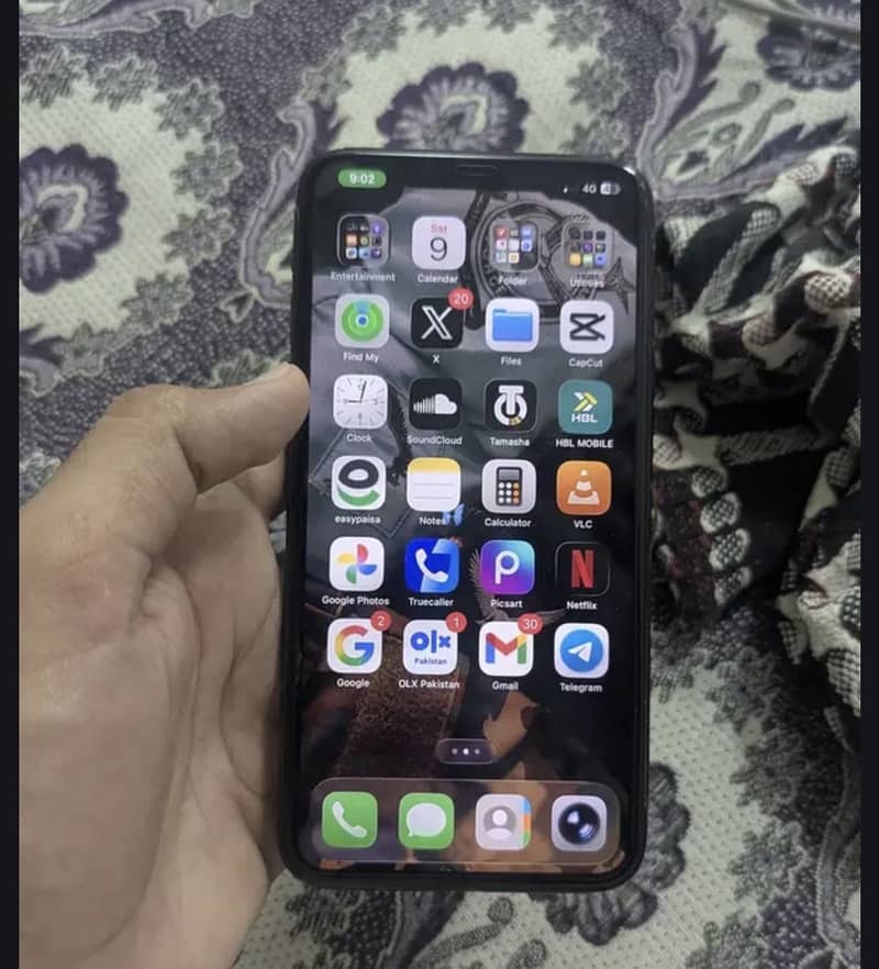Iphone 11 pro max 2