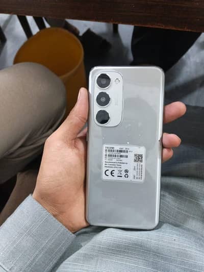 Tecno spark 40 pro plus