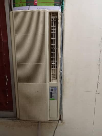 window AC