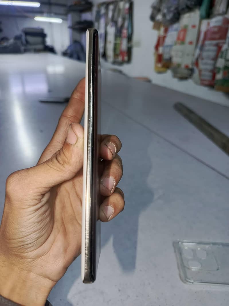 infinix Zero 30 _8+8gb-256gb with box urgent sale 8