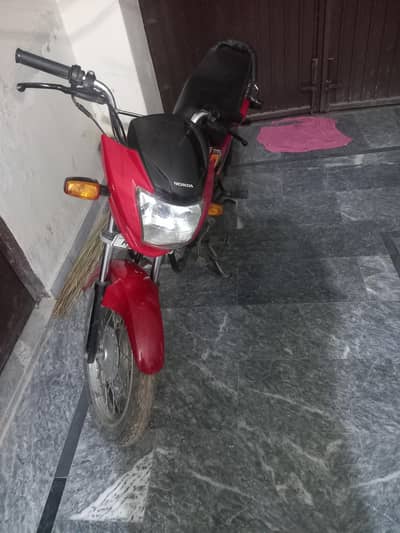 Honda pridor 2022 mode Red and black  fir sale