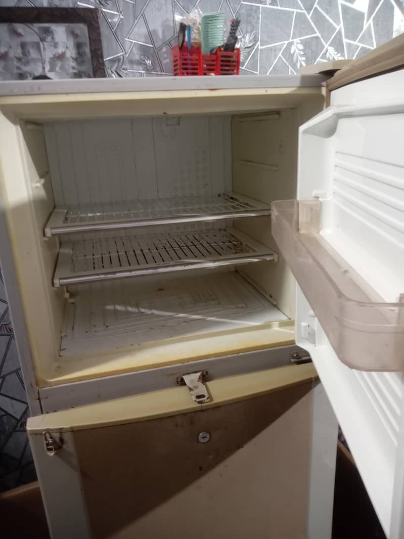refrigerator 1