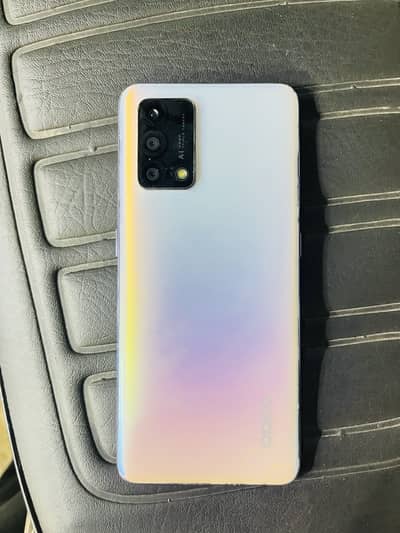 Good condition and original charger,but not box available not.