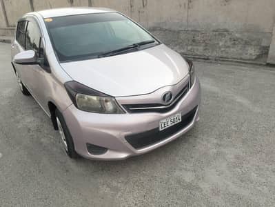 Toyota vitz 2011/2014