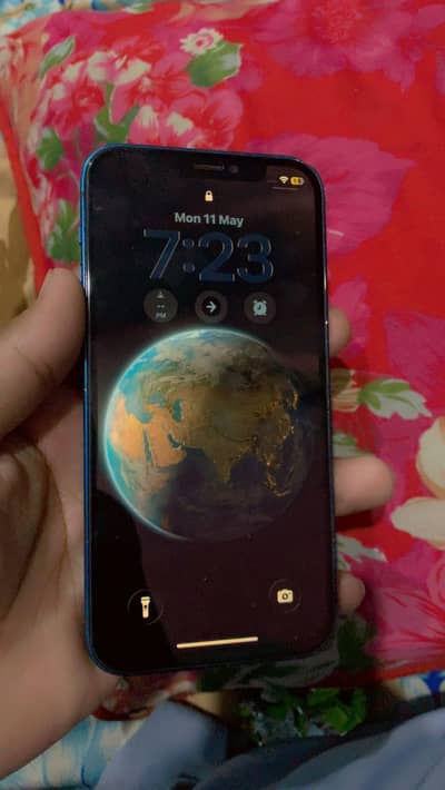 I phone 12 64GB