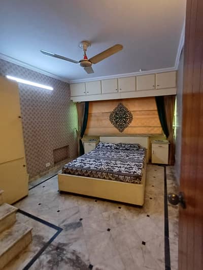 01 Bed fully furnished anexy in a 01 kanal house