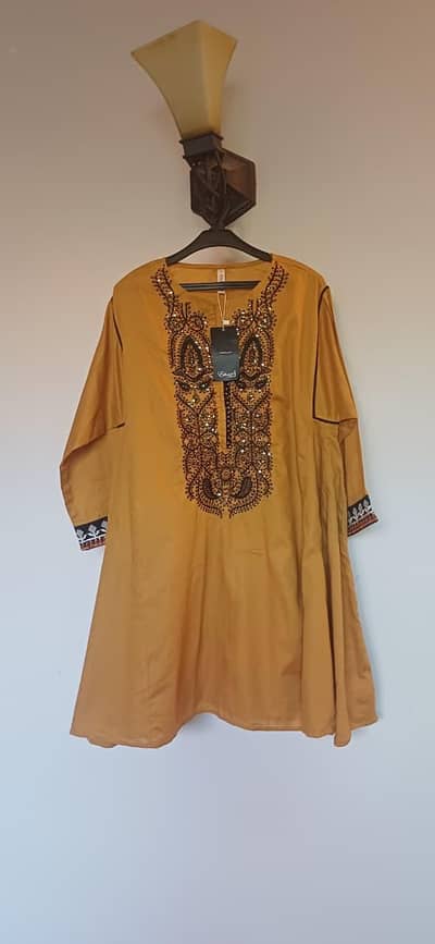 Ethnic Top - Size Medium