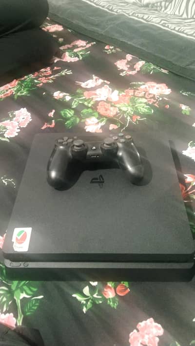 My PS 4 in Mint Condition 9/10