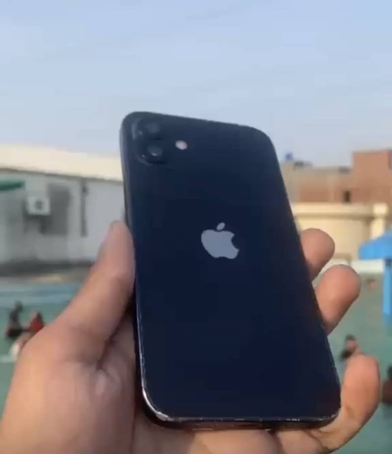 iPhone 12 1