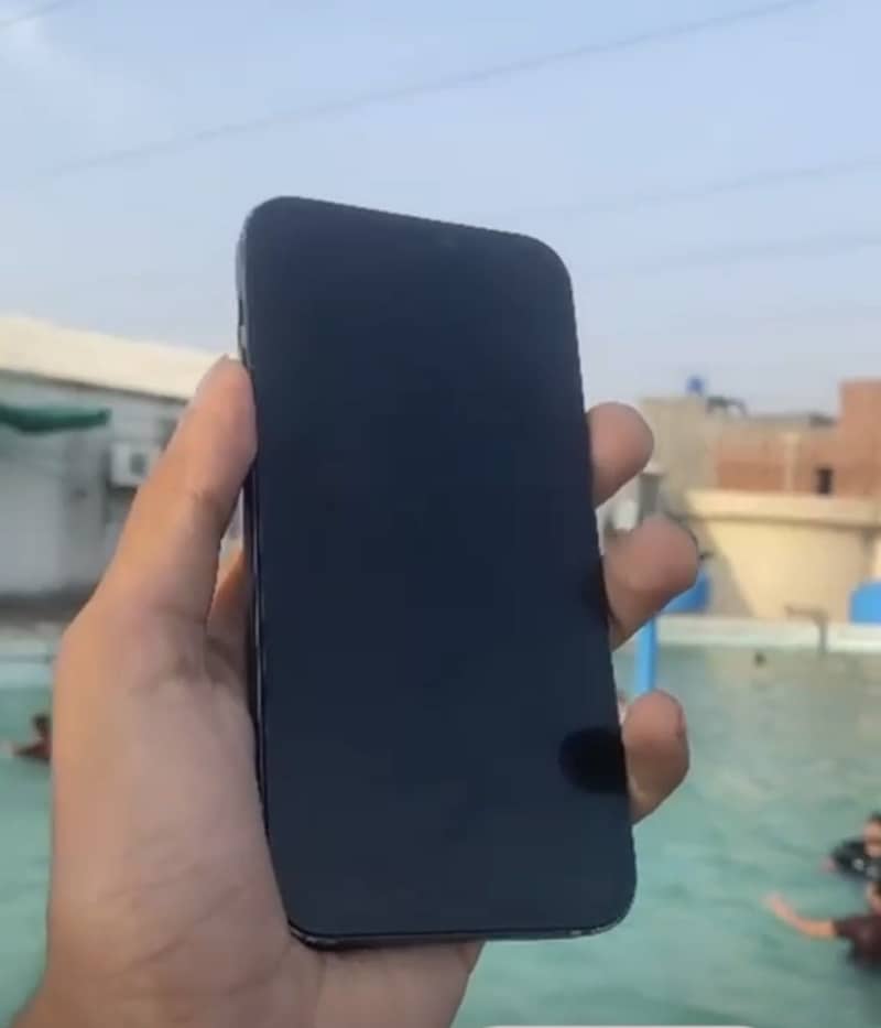 iPhone 12 2