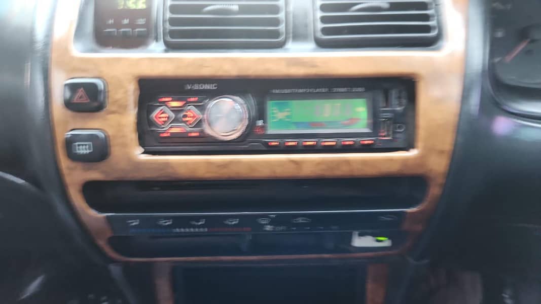 corolla indus 2000 5