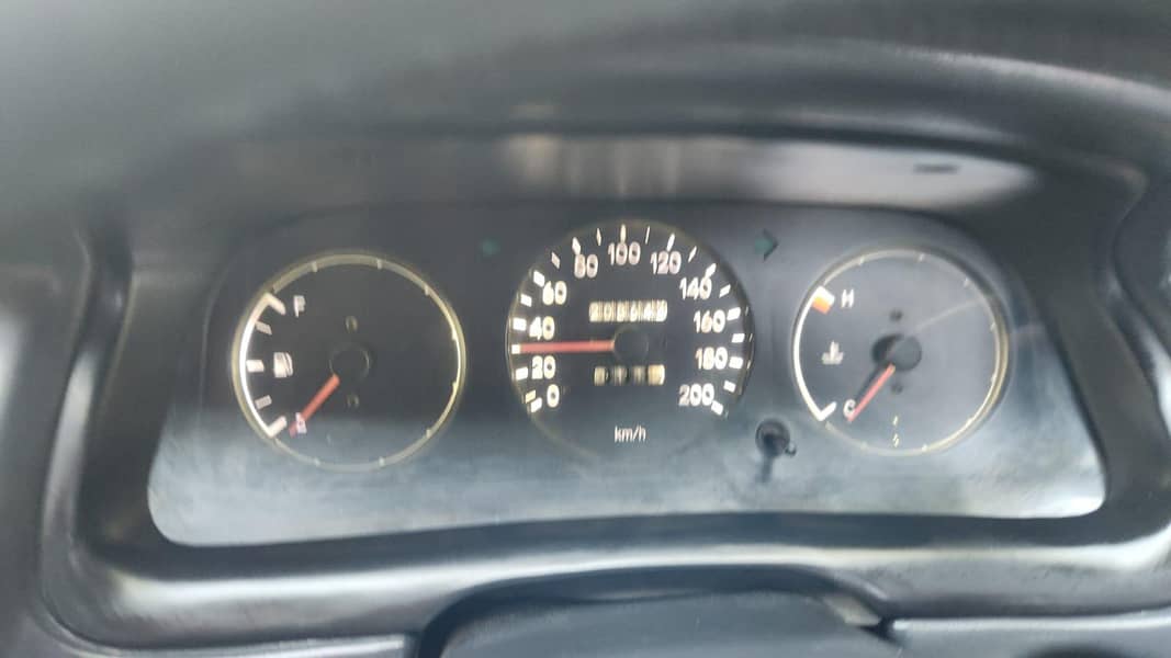 corolla indus 2000 6