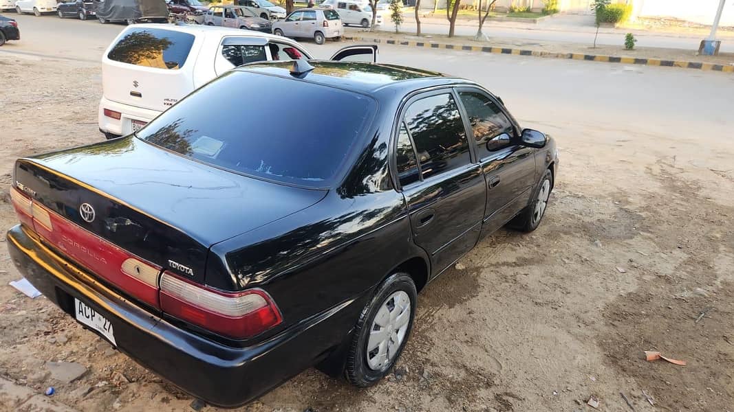 corolla indus 2000 13