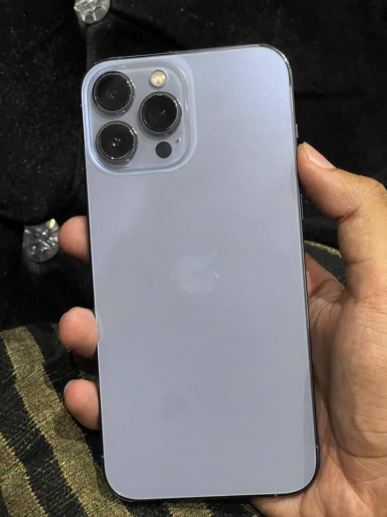 iphone 13 pro max 1