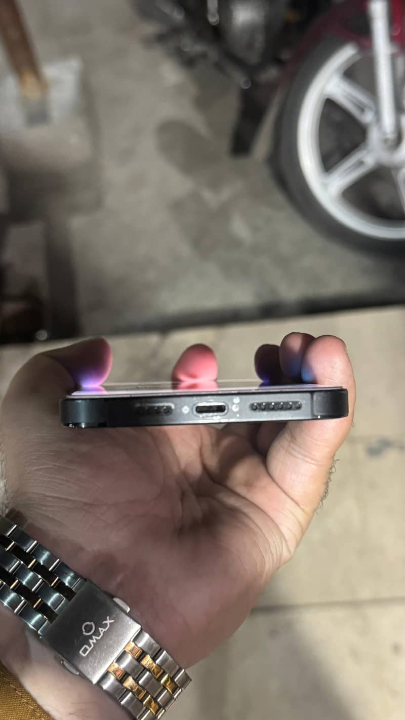 iphone 14 pro Max 3