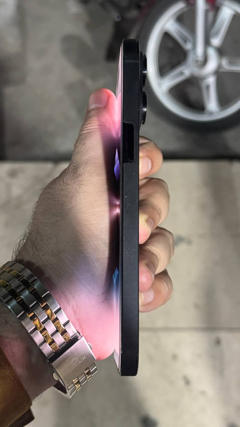 iphone 14 pro Max 4