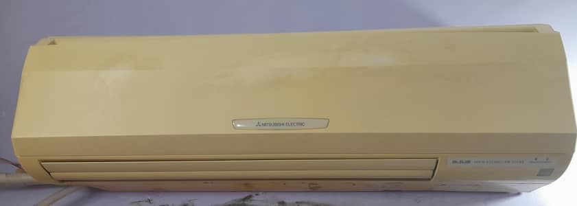 MITSUBISHI MR SLIM 1.5 TON