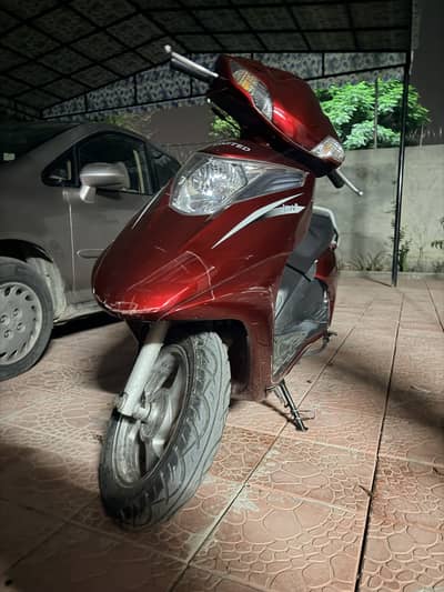United Scooty 100 cc