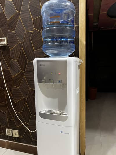 Water Dispenser