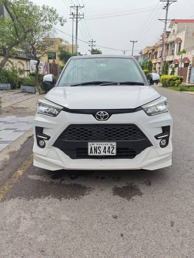 Toyota Raize (Z package) full option urgent for sale