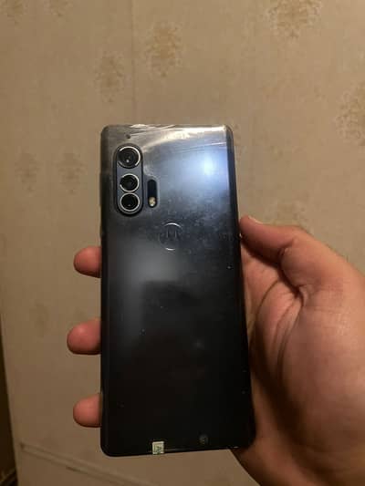 Moto Edge plus