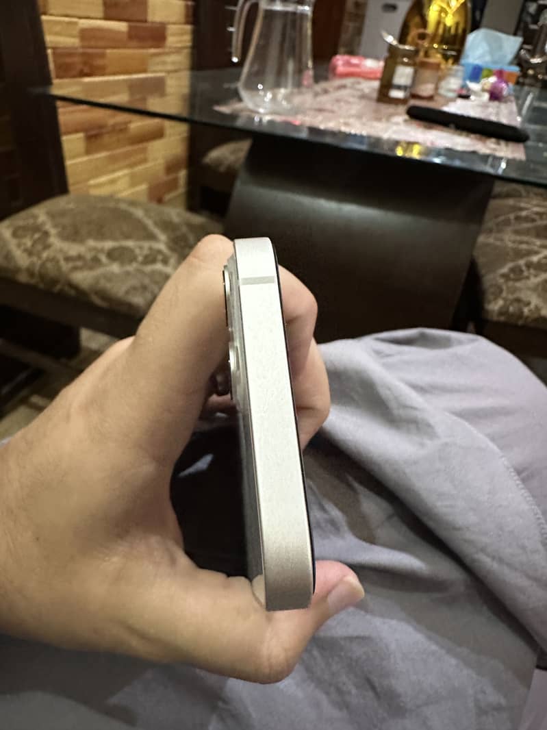 Iphone 13 PTA 6