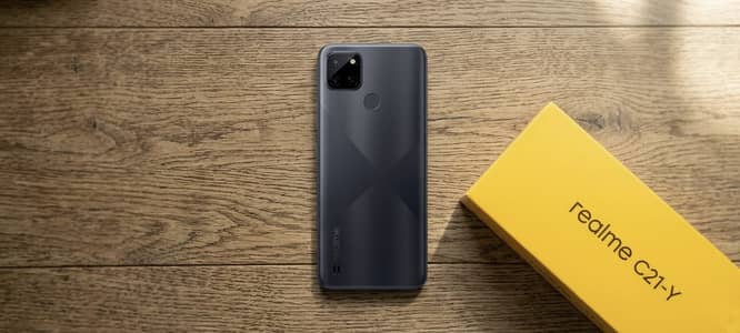 Realme C21-Y (4GB/64GB) With Original Box 