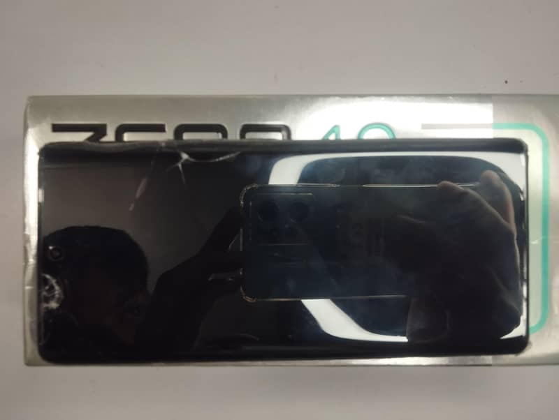 Infinix Zero 40 1