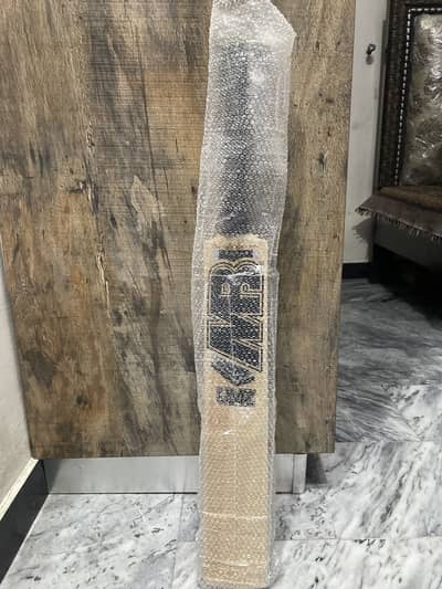 Hardball Bat - Hand Crafted English Willow