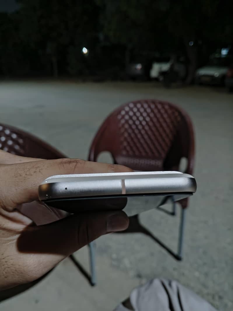 Google Pixel 8 1