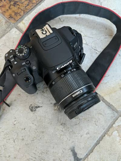Canon 700D with lense+box+bag+batteries