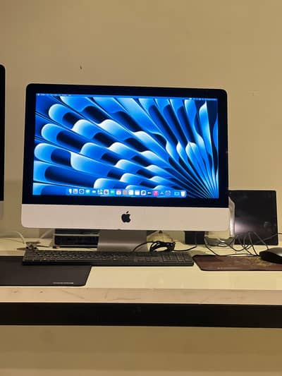 iMac 2013 21.5 inch Display ( iMac 2015, 2017, 2019, 2020)