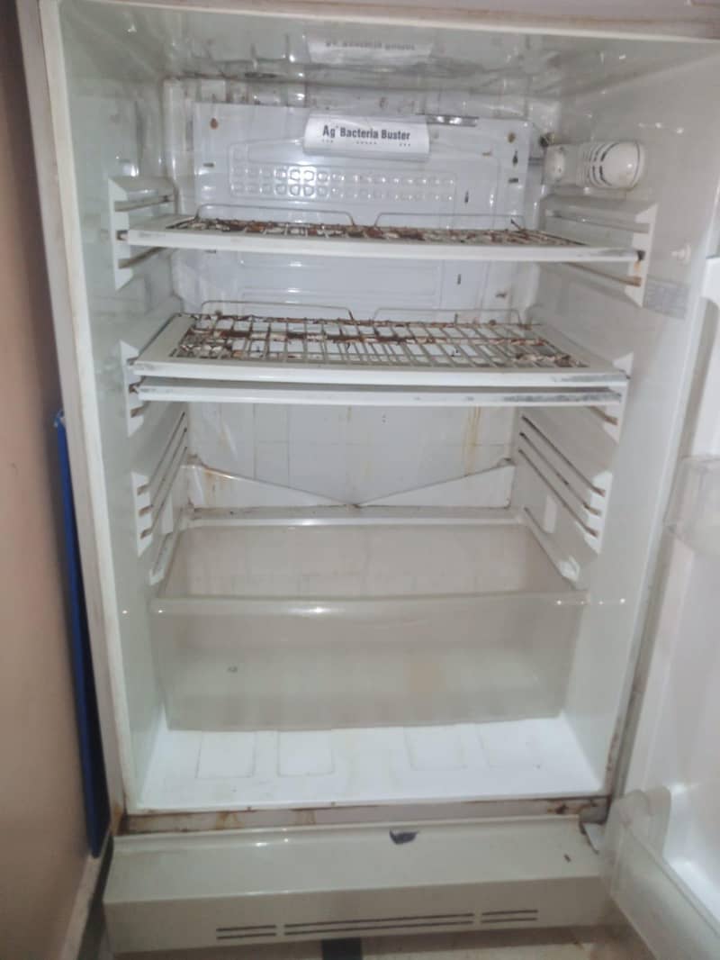 Refrigerator 3