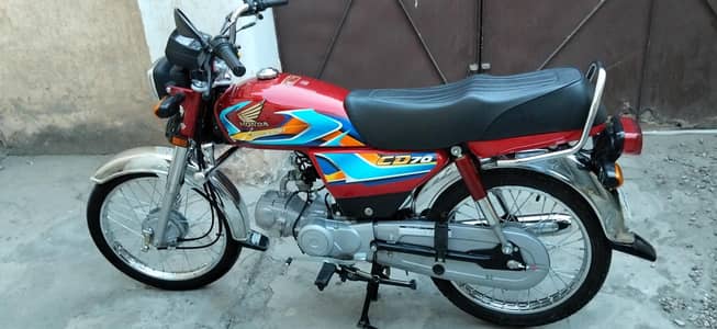 Honda Cd70 2026 model. 5900 km driven only