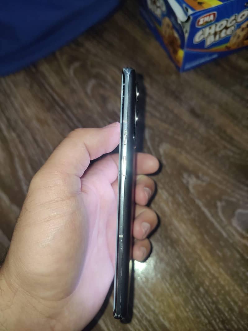 one plus 9pro 5ag 2