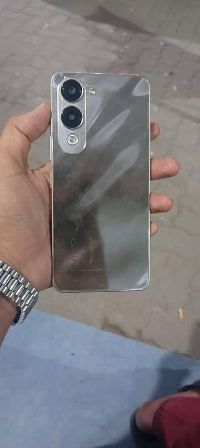 vivo Y04