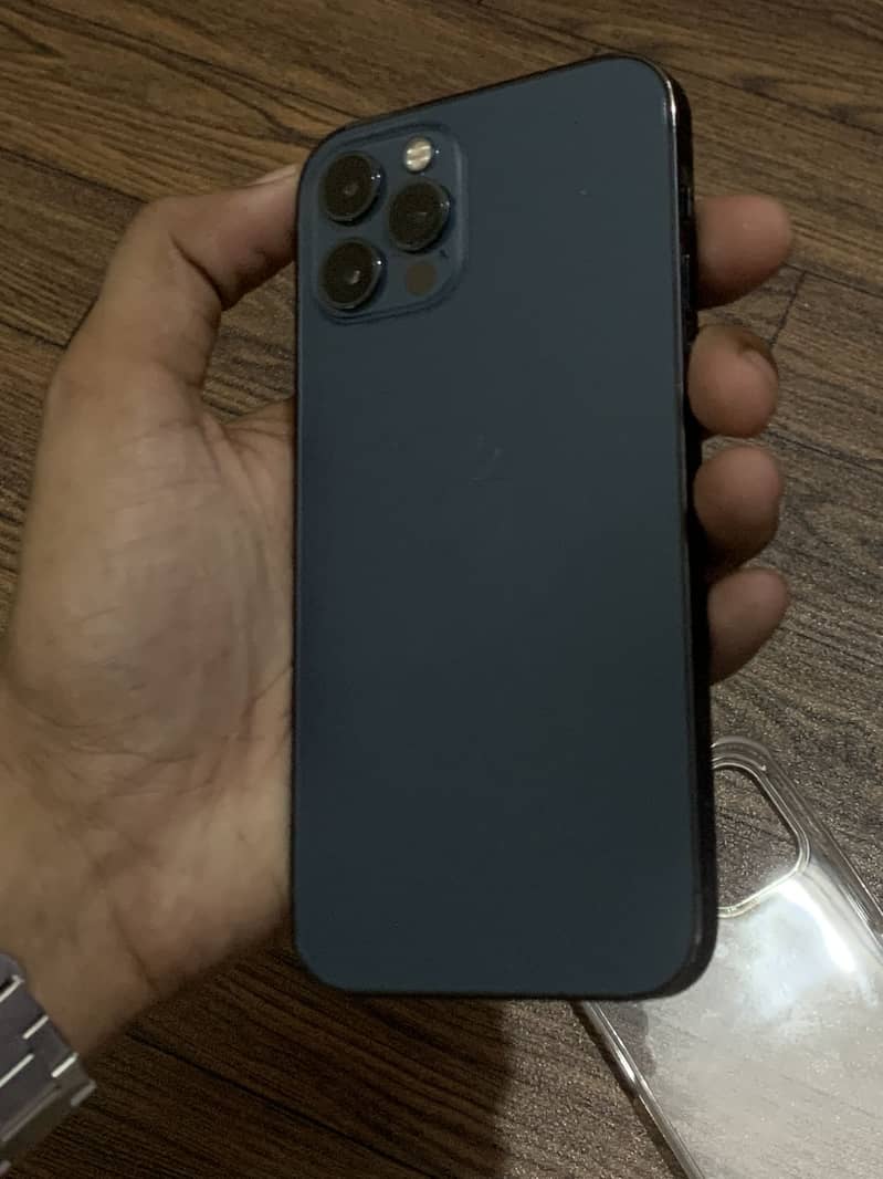 Iphone 12 pro 4