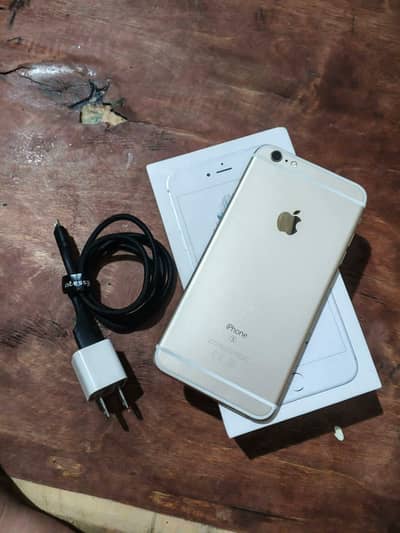 iphone 6S plus 128GB full box Whatsapp no 03291198929