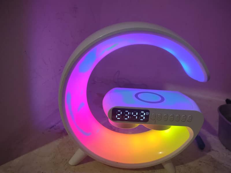 wireless charging plus speaker 0