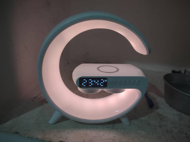 wireless charging plus speaker 4