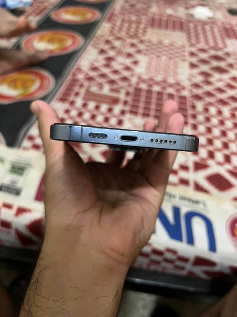 Iphone 13 pro max 5
